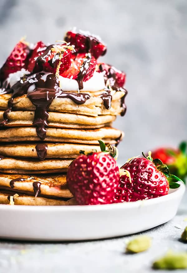 Lemon cardamom pancakes with strawberries and chocolate: The only vegan Christmas recipes you need for a special Christmas day. Eating vegan doesn't mean you need to miss out on a delicious Christmas dinner!