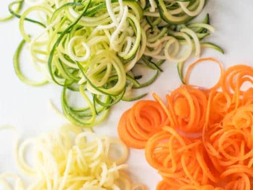 The Veggetti Spiralizes Vegetables into Spaghetti