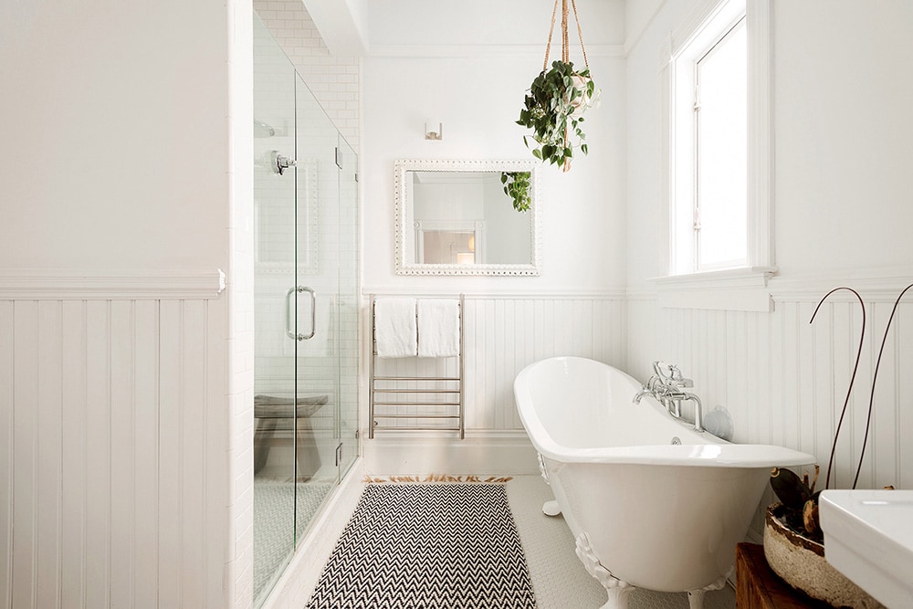 21 genius Airbnb tips, secrets and hacks for first timers that'll save you hundreds of dollars! An amazing 5 star staying for less than half price.