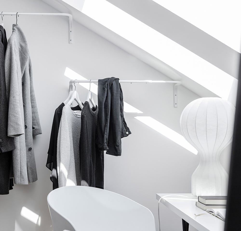 Where to sell clothes? Find out how to make cash selling clothes online!