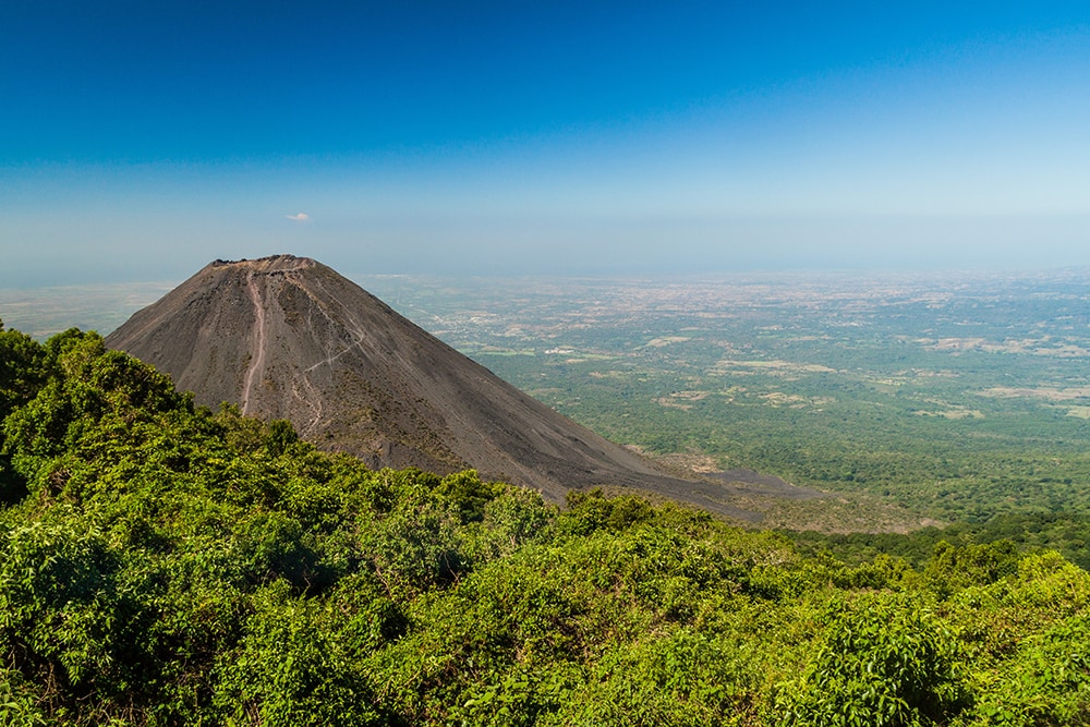 Izalco volcano, El Salvador: a cheap destination for everyone!