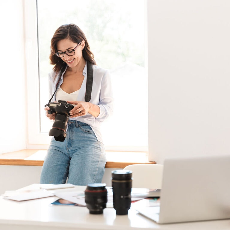 Sell Photos Online: 15 Best Websites For Selling Stock Photos For Money