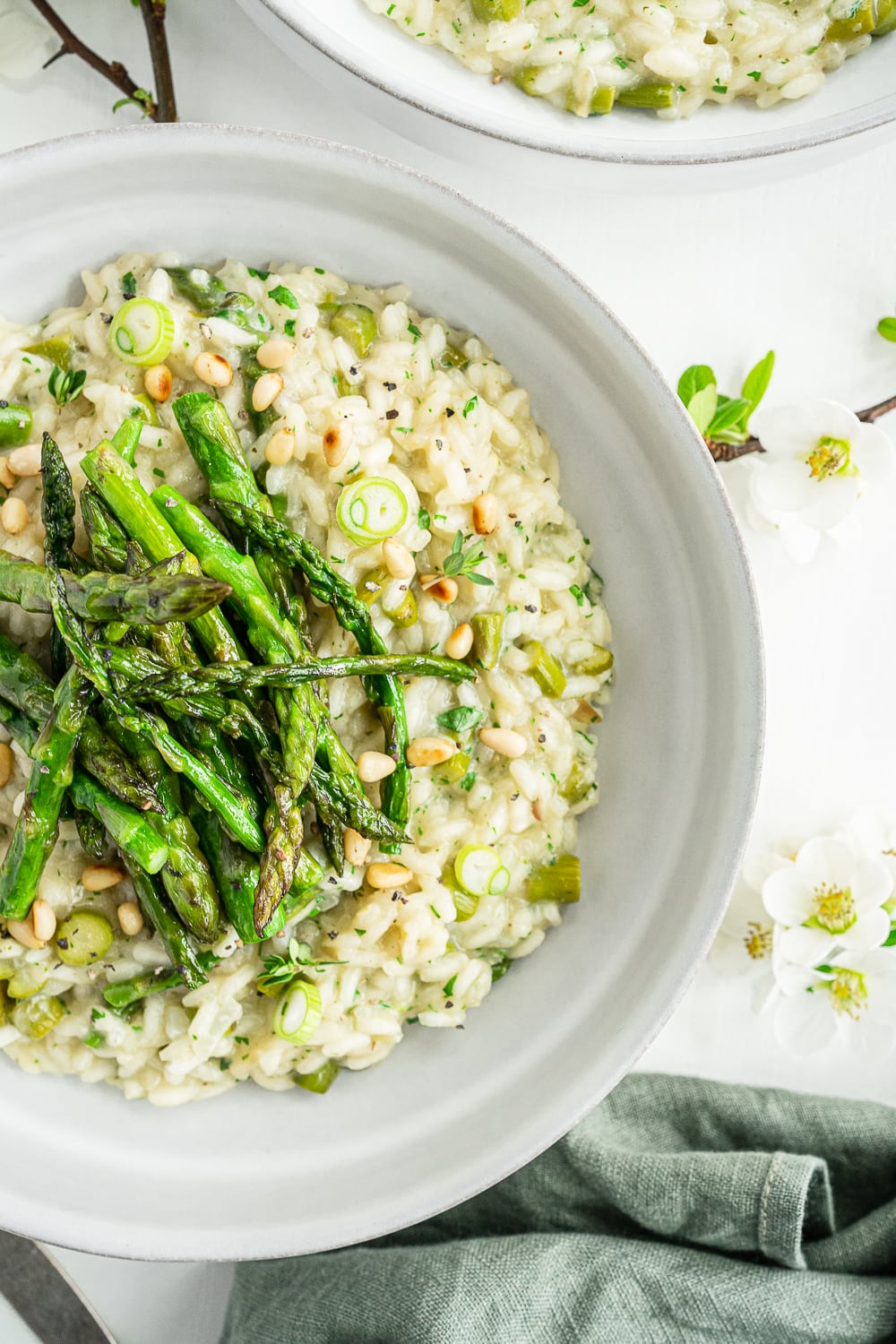 Vegan asparagus risotto in a plate