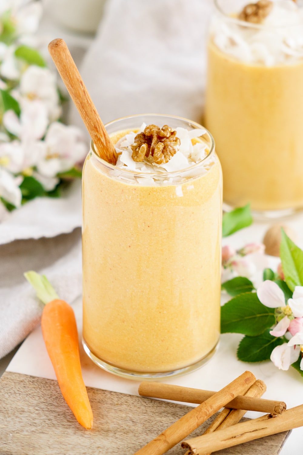 Carrot cake smoothie in a glass
