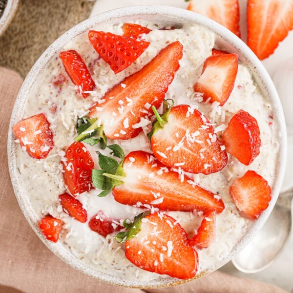 Bowl with strawberry overnight oats