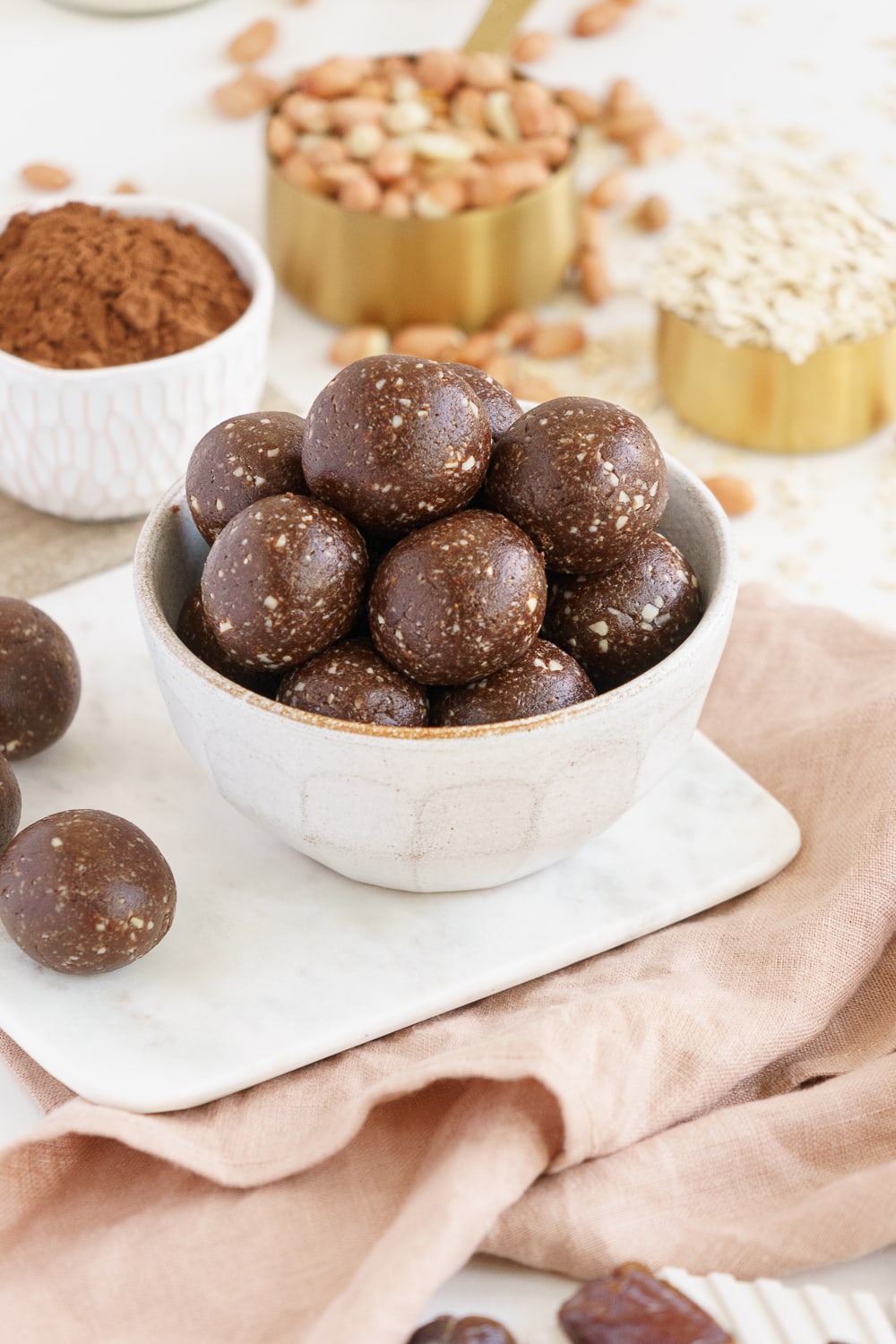 Healthy 5-Ingredient Dark Chocolate Peanut Butter Balls - The BakerMama