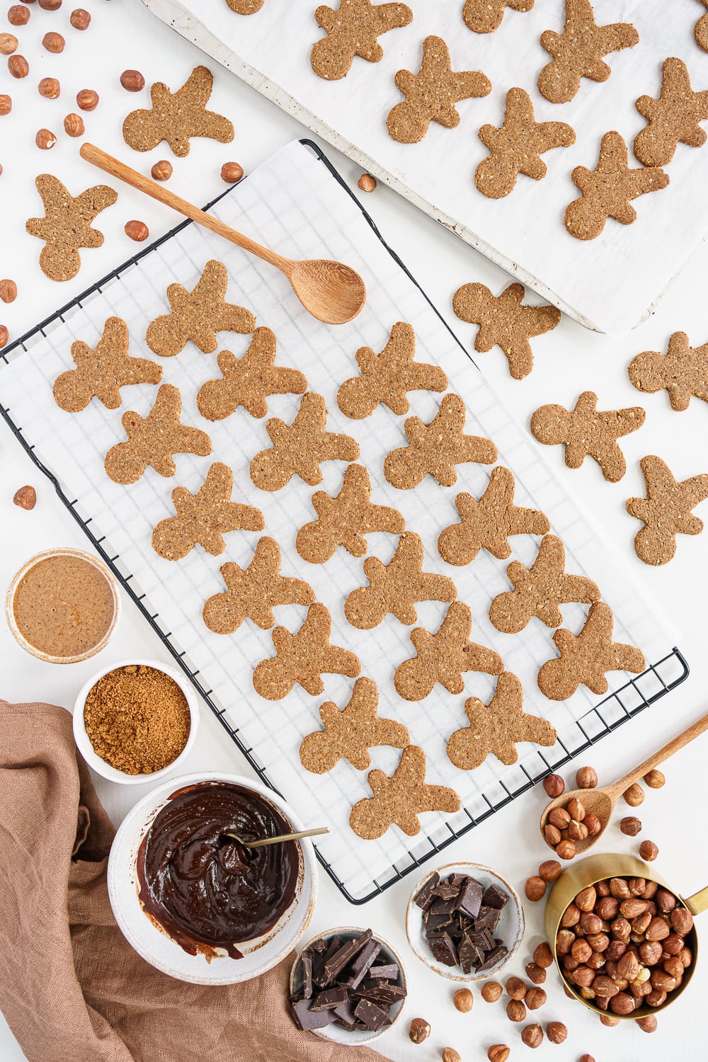 Gingerbread man cookies on cooling rack