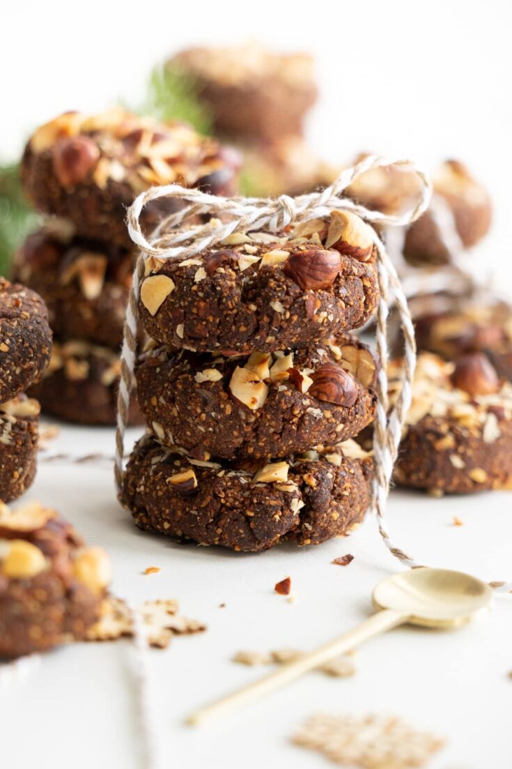 vegan chocolate hazelnut cookies