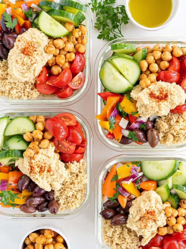 https://gatheringdreams.com/wp-content/uploads/2022/07/Mediterranean-Lunchbox-640x853.jpg