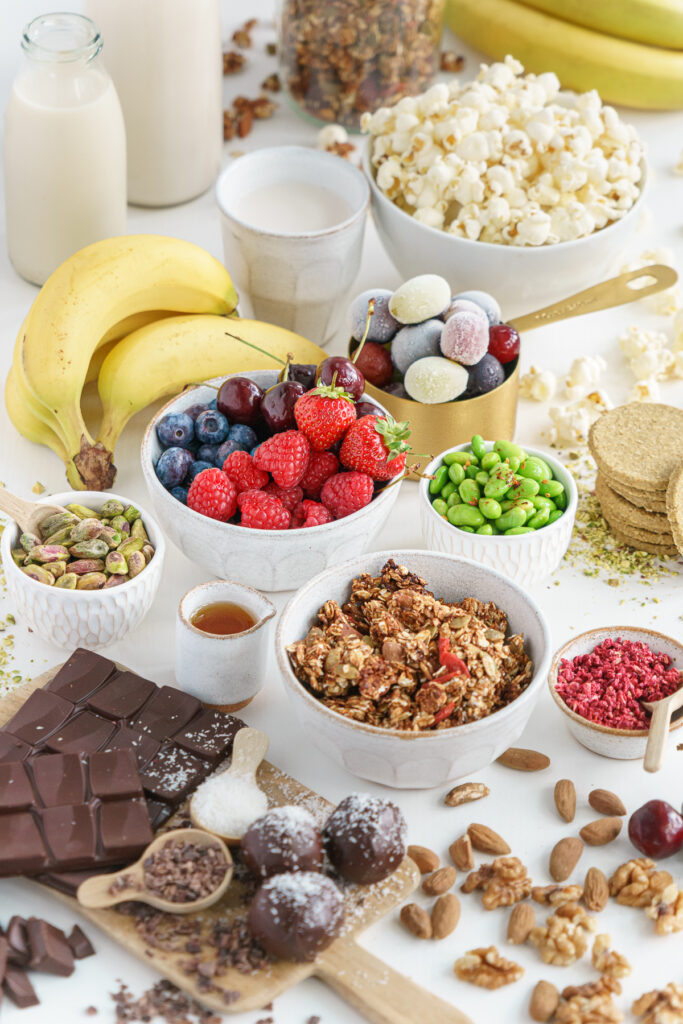 25 Healthy Vegan Snacks that are Insanely Good!