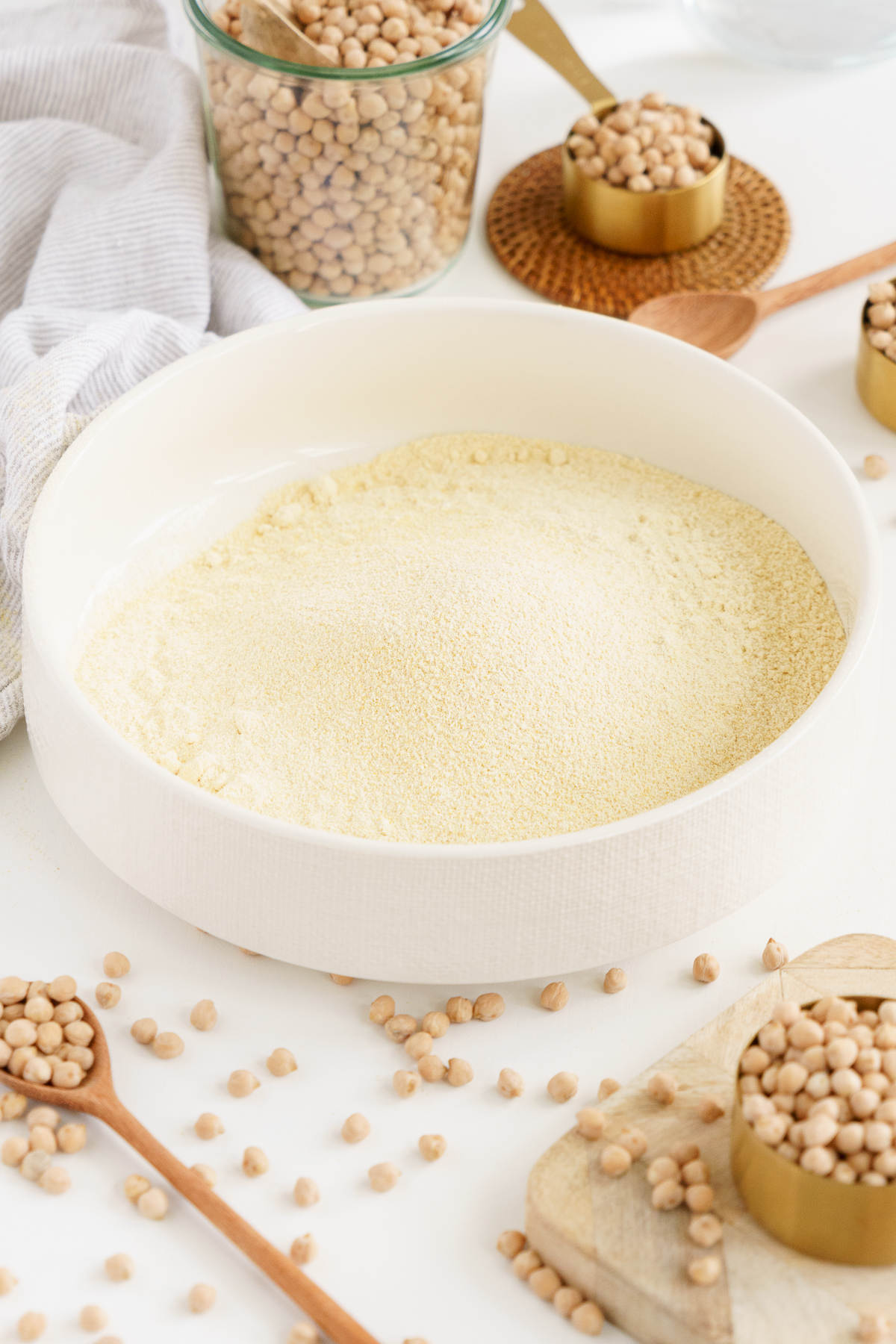 Bowl filled with chickpea flour