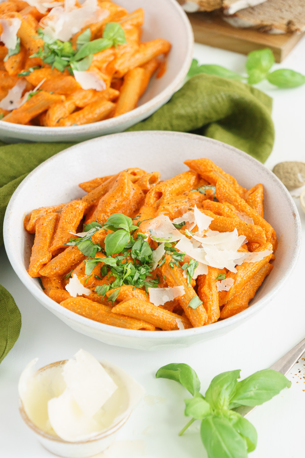 creamy roasted red Pepper Pasta in a container