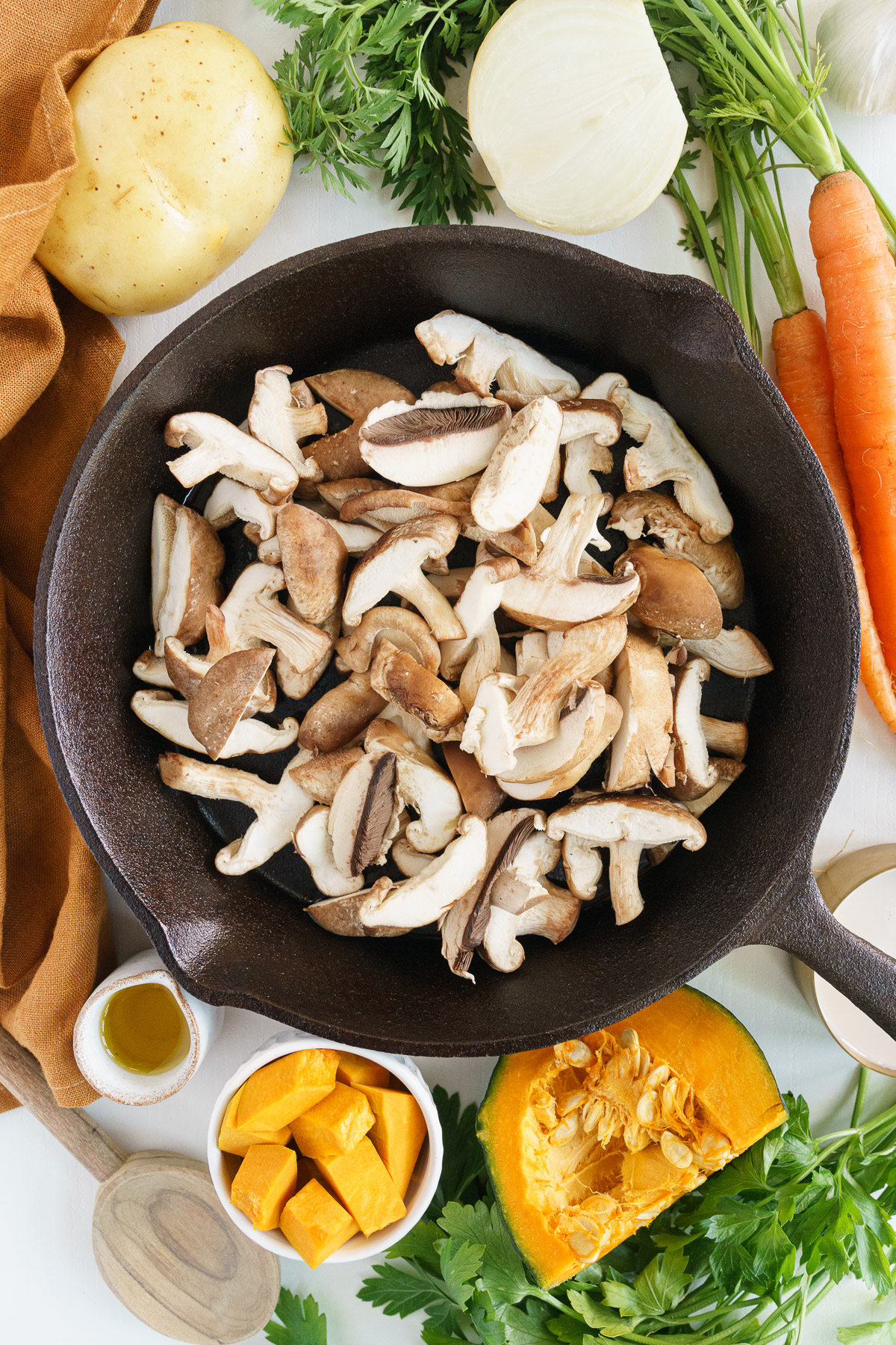 top view of the slice mushroom in a pan