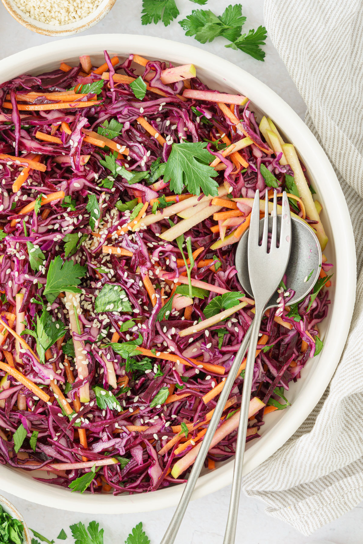 an image red cabbage salad in a bowl
