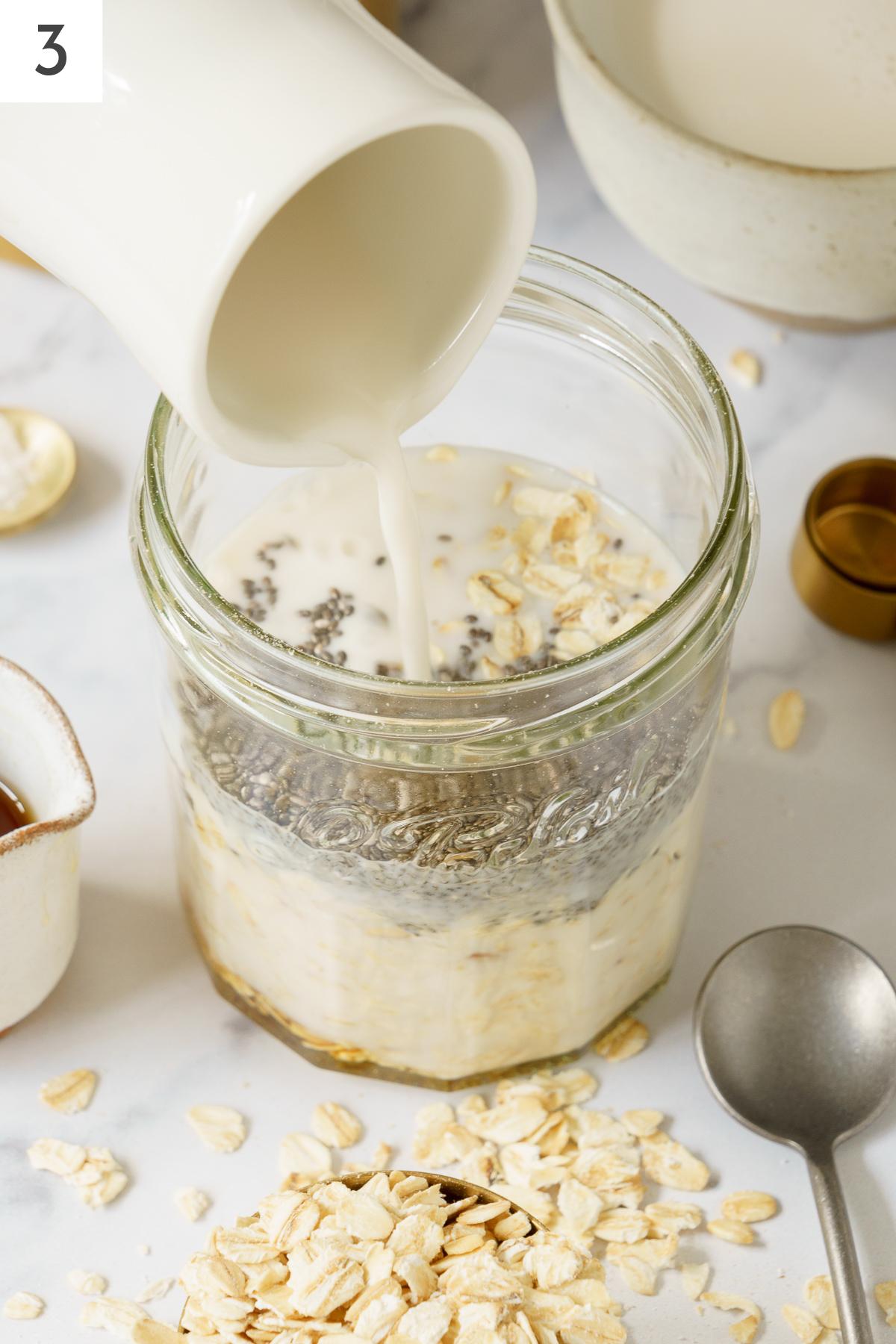 Overnight Oats Without Yogurt - Gathering Dreams